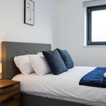 Modern 2 Bed Salford Apartment Stunning Views Manchester Exteriér fotografie