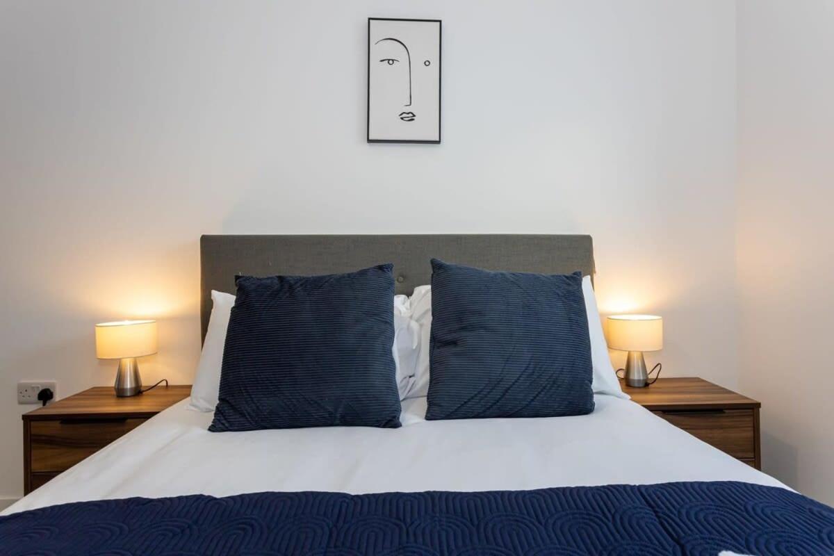 Modern 2 Bed Salford Apartment Stunning Views Manchester Exteriér fotografie