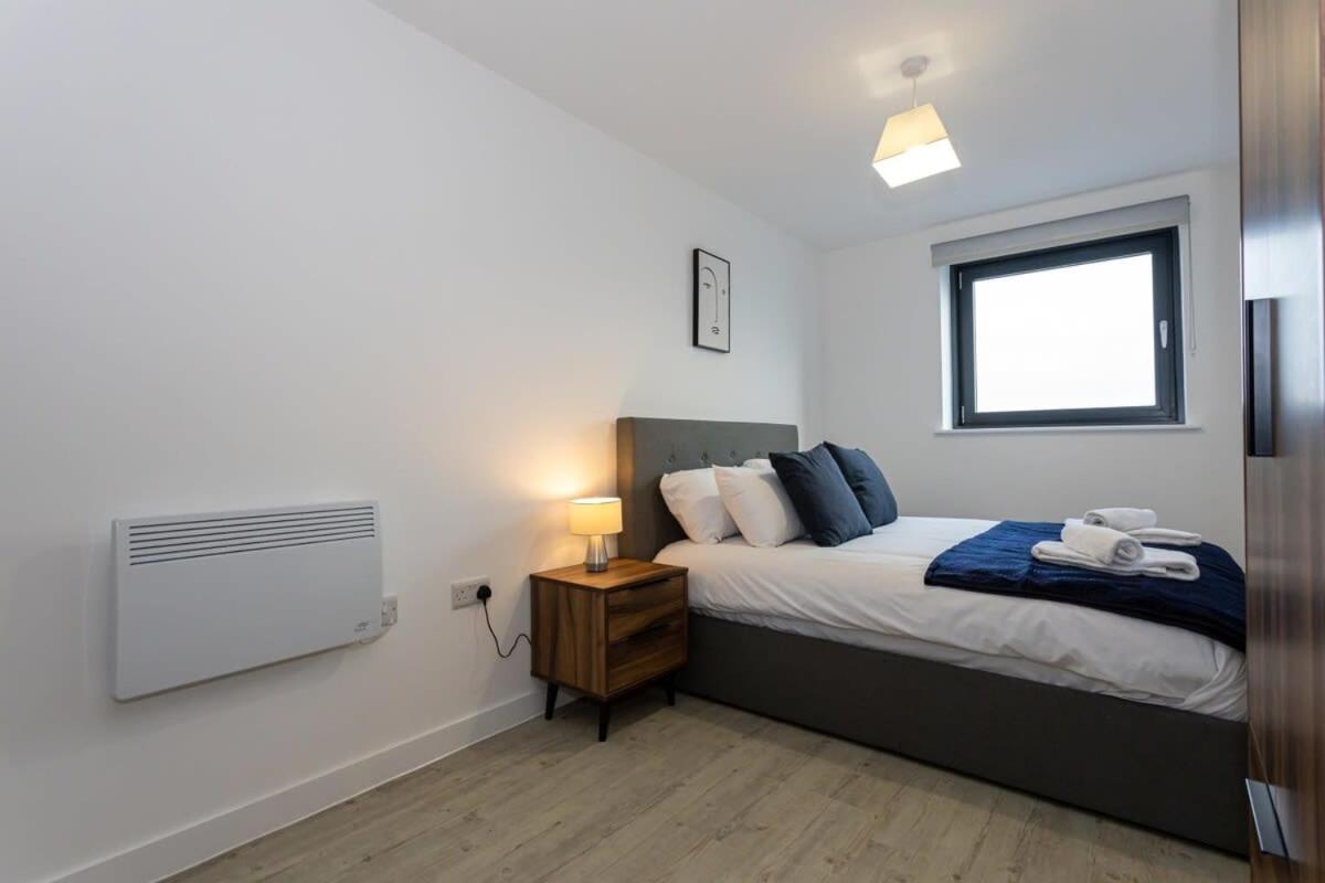 Modern 2 Bed Salford Apartment Stunning Views Manchester Exteriér fotografie